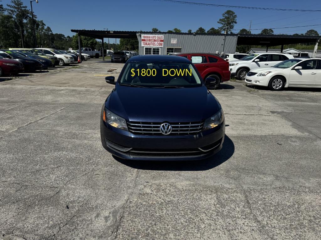 2012 Volkswagen Passat SEL's photo