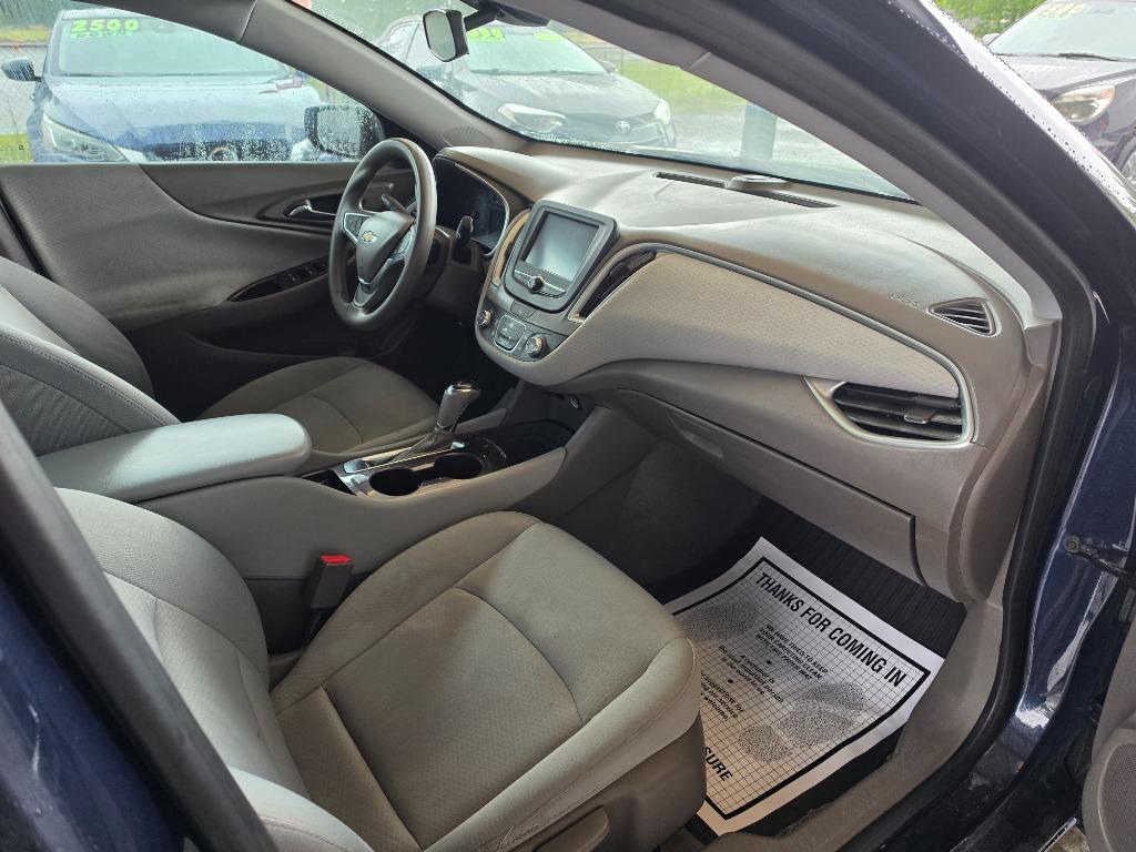 2017 Chevrolet Malibu 1LS - Photo 19