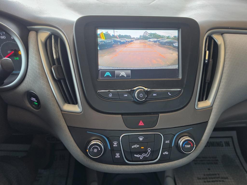 2017 Chevrolet Malibu 1LS - Photo 12