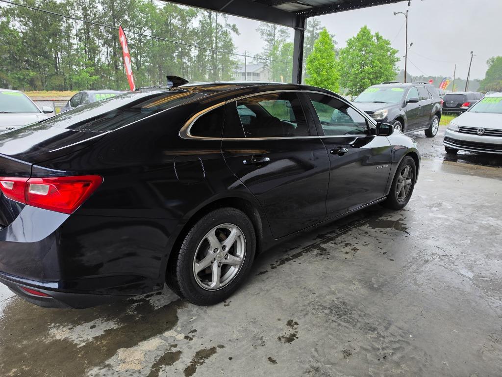 2017 Chevrolet Malibu 1LS - Photo 8