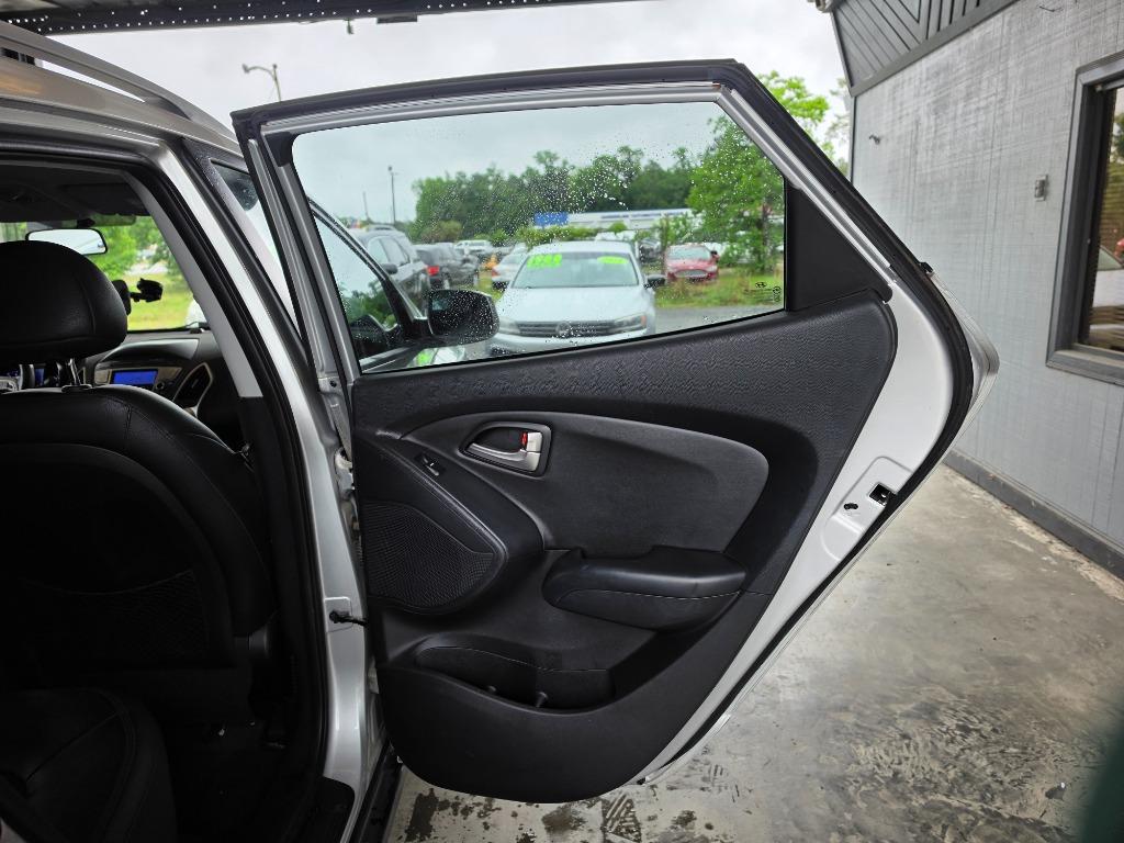 2011 Hyundai Tucson GLS - Photo 17