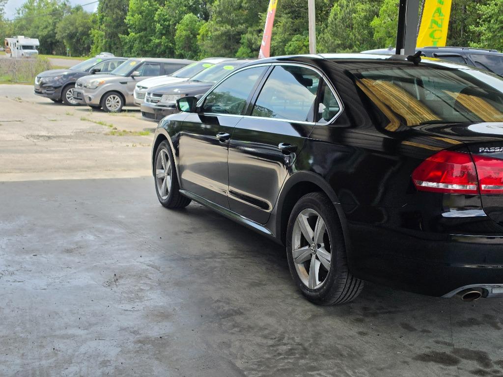2013 Volkswagen Passat SE - Photo 8