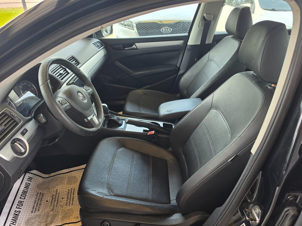 2013 Volkswagen Passat SE - Photo 12