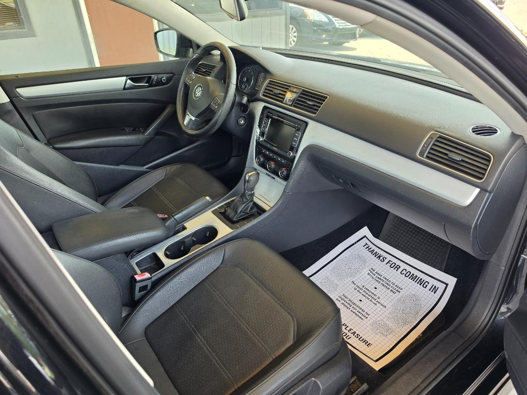 2013 Volkswagen Passat SE - Photo 18